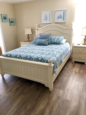 3 عدّة غرف نوم ومكواة/لوح كي وواي فاي مجانًا وملاءات أسرّة