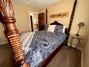 3 bedrooms, free WiFi, bed sheets, wheelchair access
