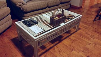 Flat-screen TV, Netflix, DVD player, books
