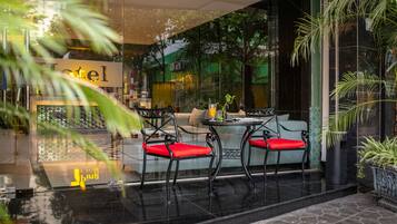 Fachada de la propiedad