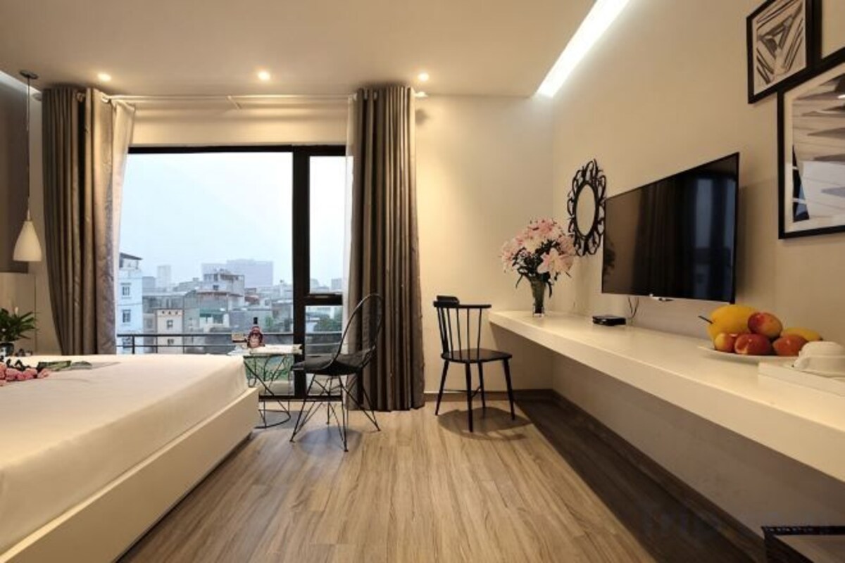 Ropa de cama de alta calidad y minibar 