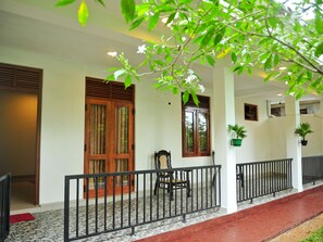 Front of property - Resort Beam (Kandy)