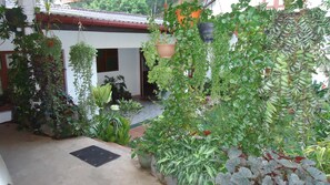 Exterior - Resort Beam (Kandy)