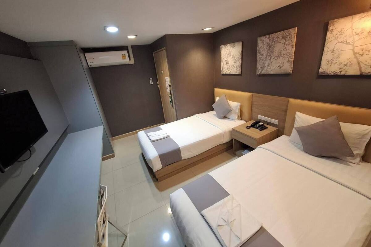 Superior Twin Room