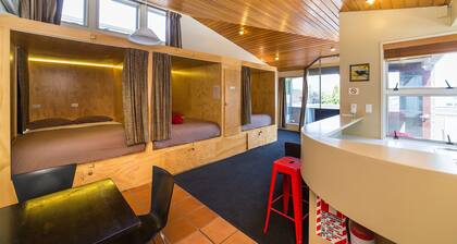 Tahuna Pod Hostel