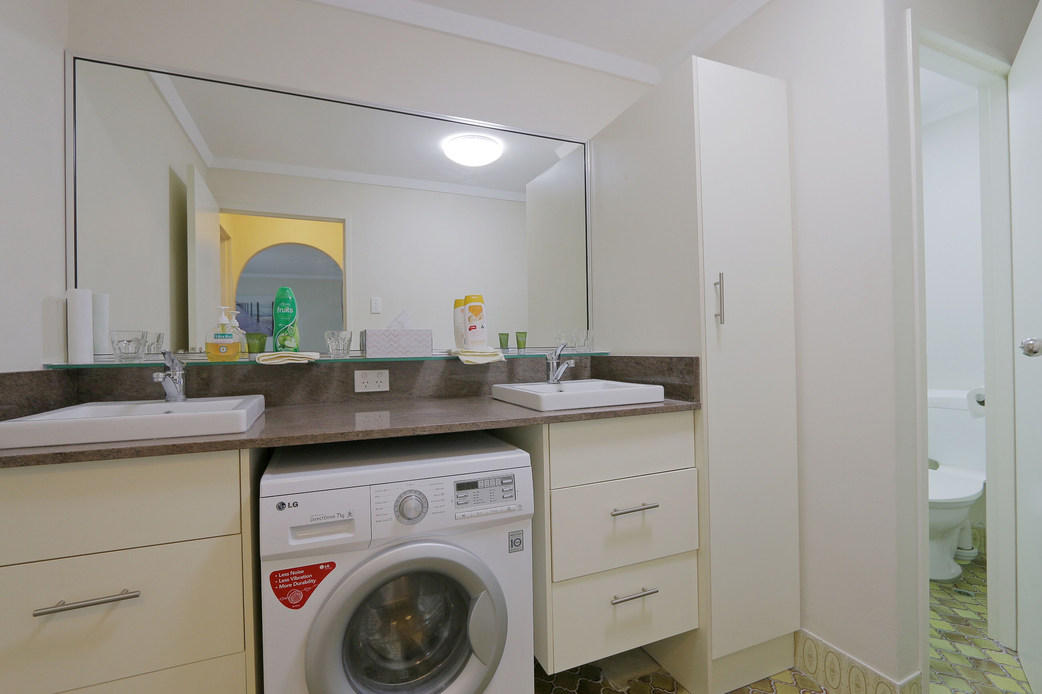 Parkline Apartments Perth — image 21