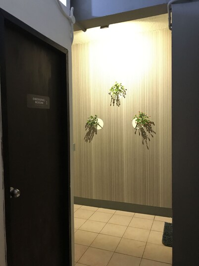 WE 合艾青年旅舍