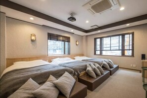 Standard Double Room (For 6 guests)