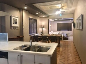 스탠다드 더블룸 (For 6 guests) | 1 개의 침실, 무료 미니바, 각각 다른 스타일의 인테리어, 각각 다르게 가구 비치