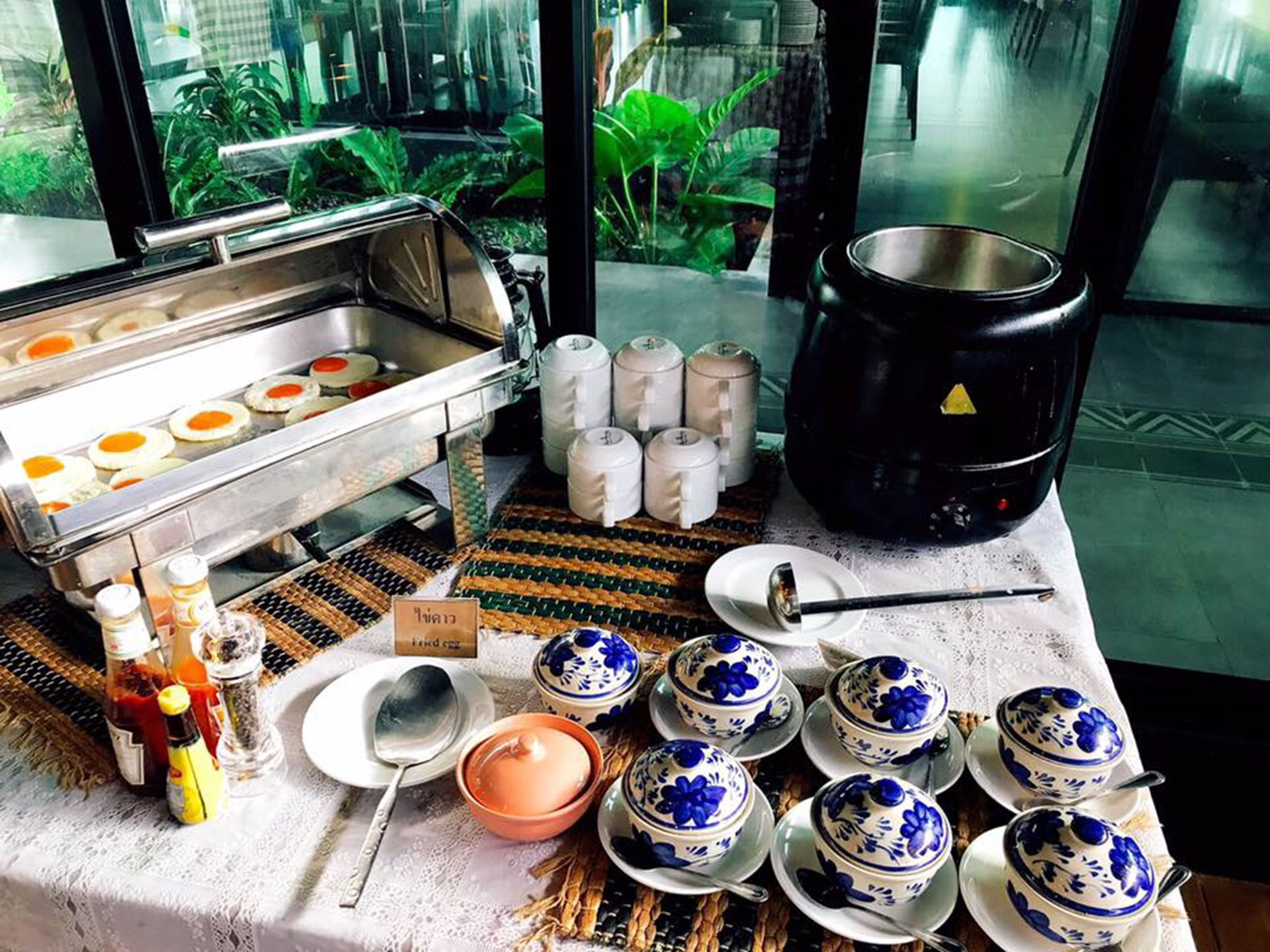 daily english breakfast for a fee