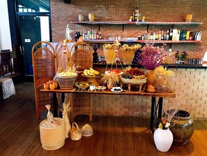 Petit déjeuner anglais servi tous les jours en supplément