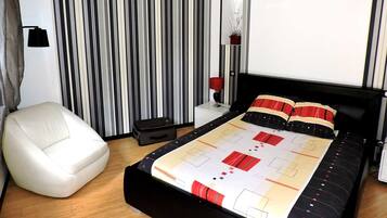 Chambre Double Confort (Contemporaine) | Draps en coton égyptien, literie de qualité supérieure