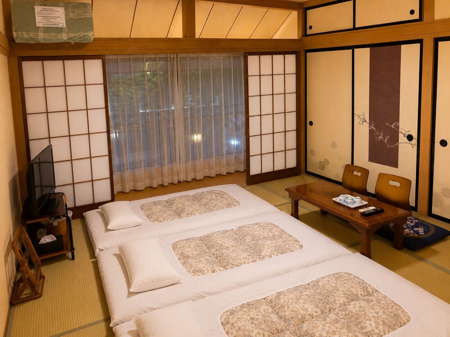 Comfort Room, Non Smoking | In-room safe, blackout drapes, WiFi (free), bed sheets