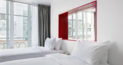 128 Room And Massage