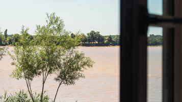 Double Room, Ensuite, River View (A&A) | Property entrance