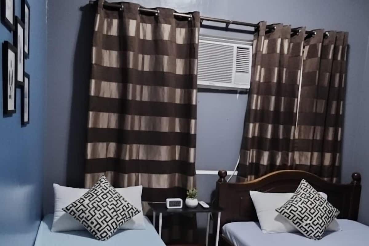 1 bilik tidur, meja, Wi-fi percuma, cadar katil