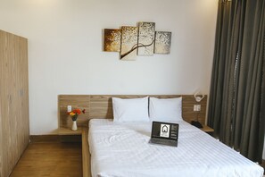 Classic Apartment | Minibar, desk, soundproofing, free WiFi - Red Hotel Da Nang (Da Nang)