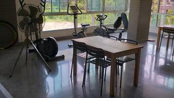 Standard Room | Shared kitchen facilities | Fridge