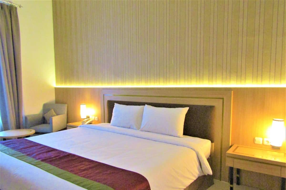 Deluxe Room | Minibar, desk, free WiFi, bed sheets