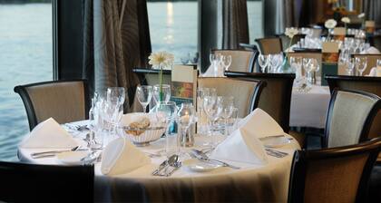 Crossgates Hotelship Osthafen - Frankfurt