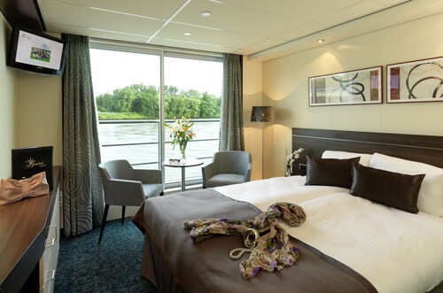 Crossgates Hotelship Osthafen - Frankfurt