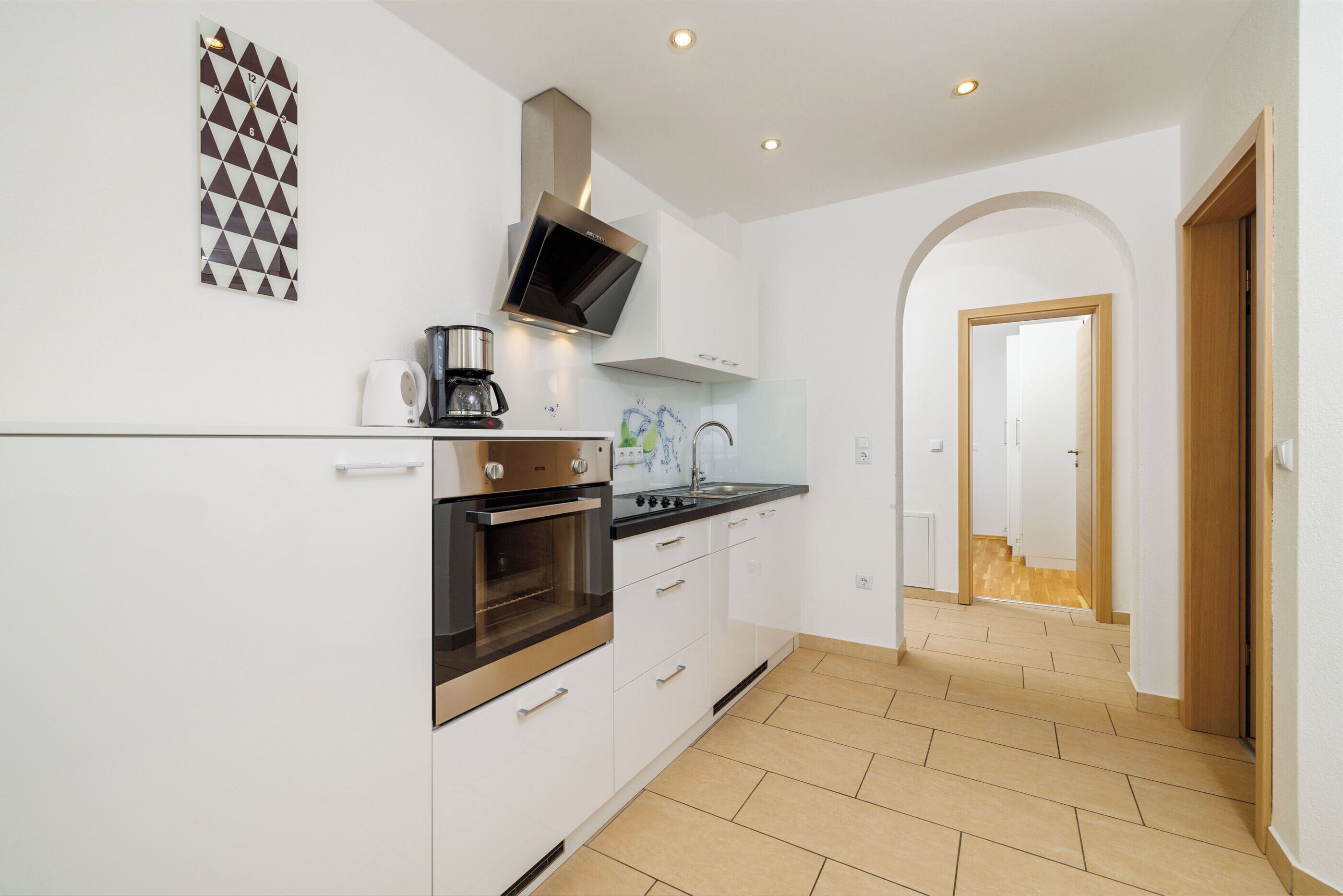 Apartment (A1) | Private kitchen | Fridge, oven, coffee/tea maker, electric kettle
