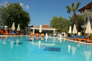 Terrace/patio - Dalyan Basar Hotel (Ortaca)