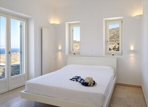 Luxury Villa, 2 Bedrooms, Private Bathroom, Sea View | 1 bedroom, Frette Italian sheets, premium bedding, down duvets