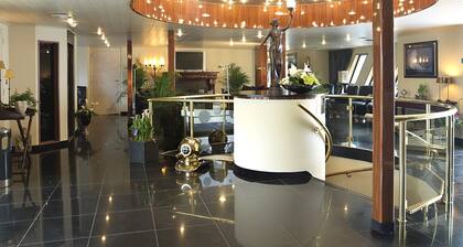 Crossgates Hotelship Altstadt - Düsseldorf