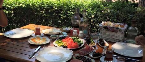 Frokostbuffé er inkludert hver dag