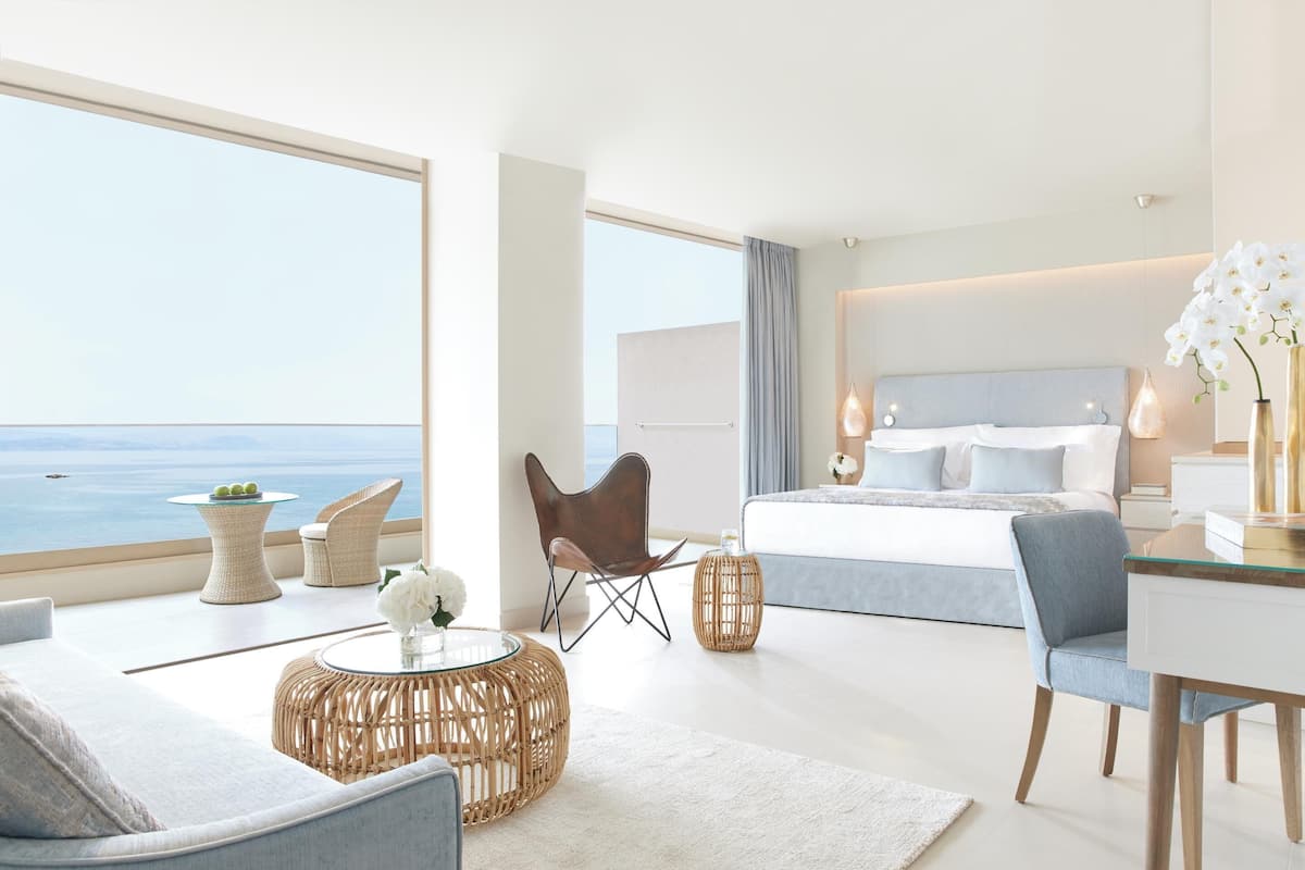 Junior Suite, Sea View (Panorama) | Free minibar, in-room safe, desk, soundproofing