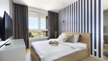 1 habitación, tabla de planchar con plancha, wifi gratis y ropa de cama