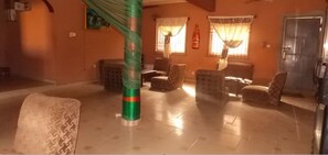 Lounge tại sảnh