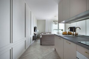 Elite Apartment | Individually decorated, individually furnished, laptop workspace - Elite Apartments Marine Cztery Oceany (Gdansk)