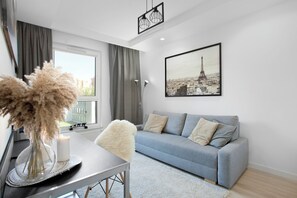 Leilighet – comfort | Individuelt dekorert, individuelt innredet og skrivebord for bærbar PC