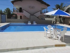 Piscina all'aperto