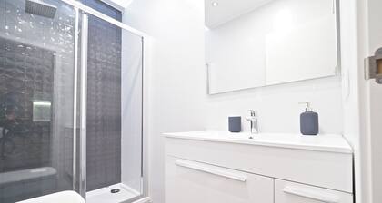 Torrassa Cozy Apartment by Olala Homes