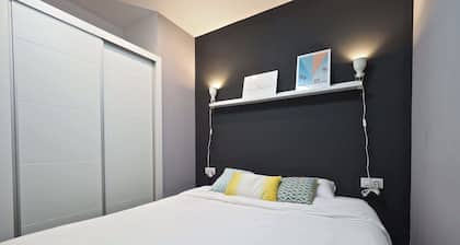 Torrassa Cozy Apartment by Olala Homes