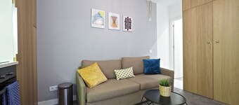 Torrassa Cozy Apartment by Olala Homes