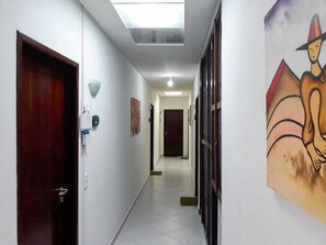 Minibar, desk, blackout curtains, iron/ironing board - Pousada Santo Aleixo (Ipojuca)