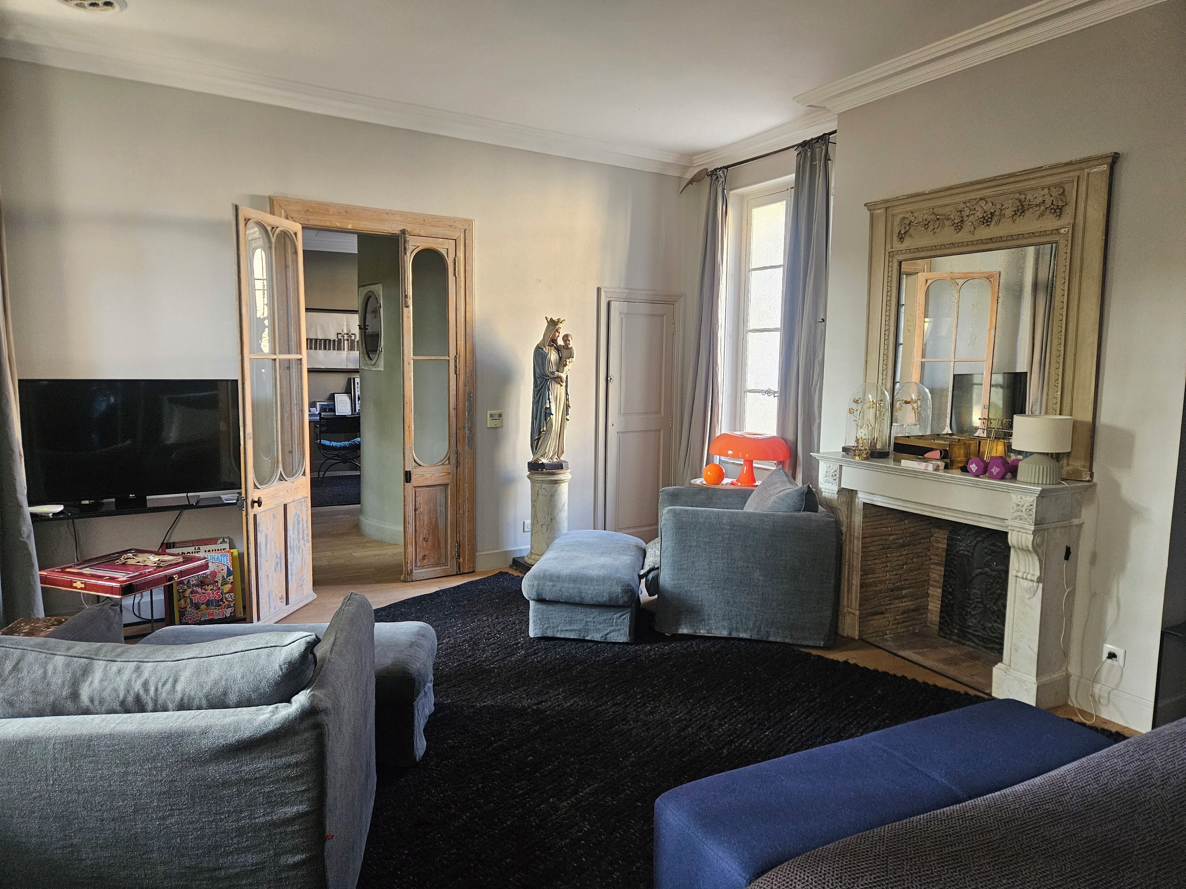 套房 (Theodule) | 迷你吧、客房内保险箱、特色装修、特色家居