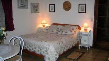 Double Room | Free WiFi