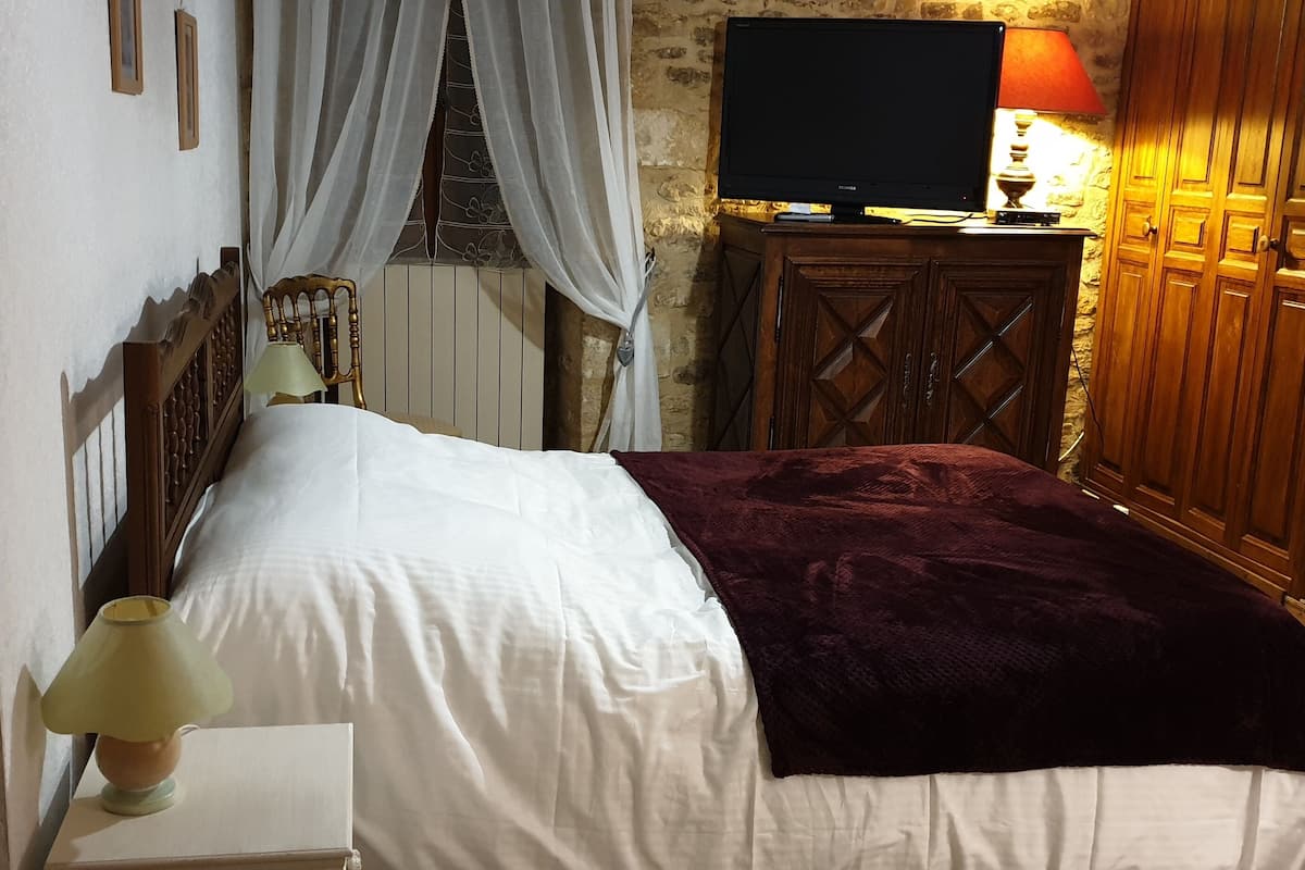 Double Room | Free WiFi