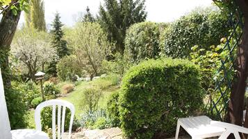 Standard Double Room, Terrace, Garden View | Terrace/patio