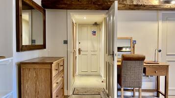 Superior dubbelrum eller tvåbäddsrum - eget badrum (Room 4 Beaumaris- Junior) | Lobby