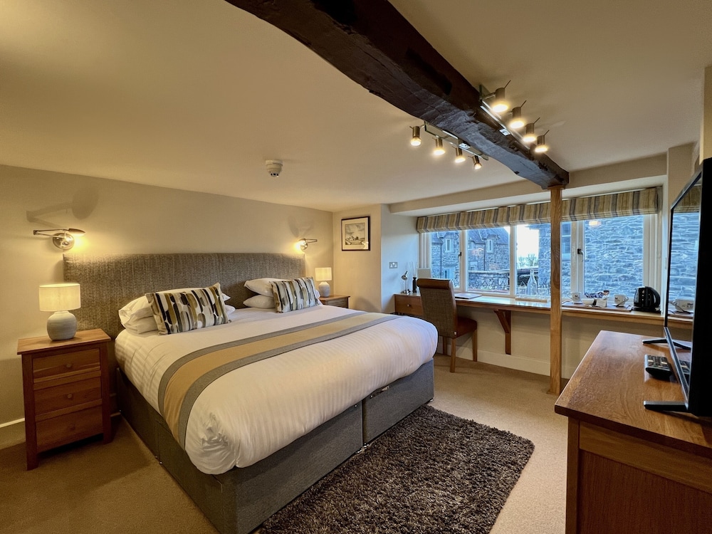 Castle Cottage Inn by null