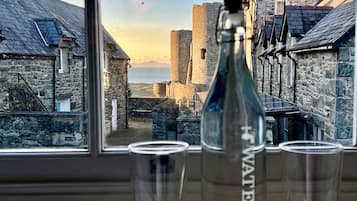 Superior Double or Twin Room, Ensuite, Sea View (Room 7 Harlech) | View from property