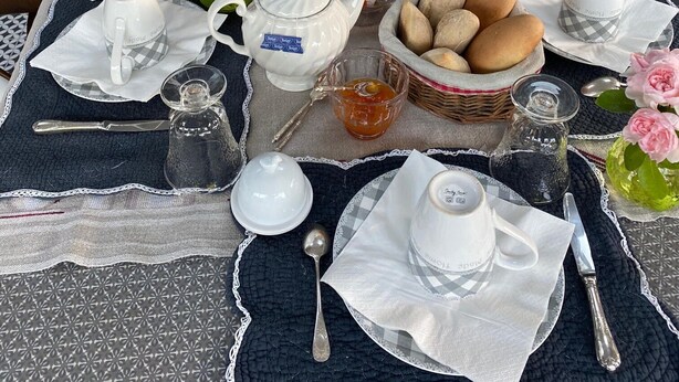 Sınıflandırılmamış resim, 15 üzerinden 1, düğme