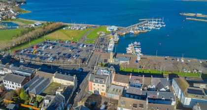 Quay Head View Aparthotel