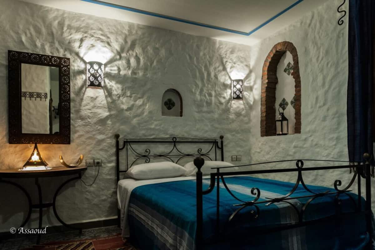 Triple Room (Morgana) | In-room safe, blackout drapes, soundproofing, free WiFi
